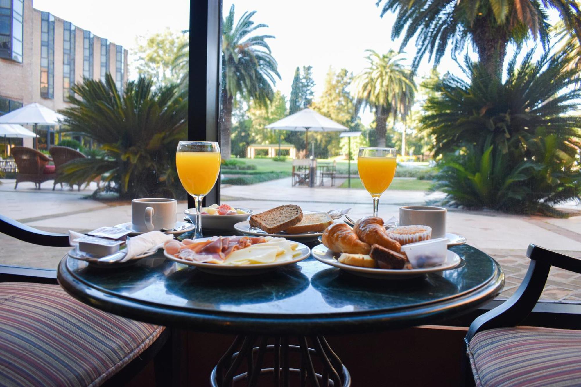 Sheraton Pilar Hotel & Convention Center Kültér fotó