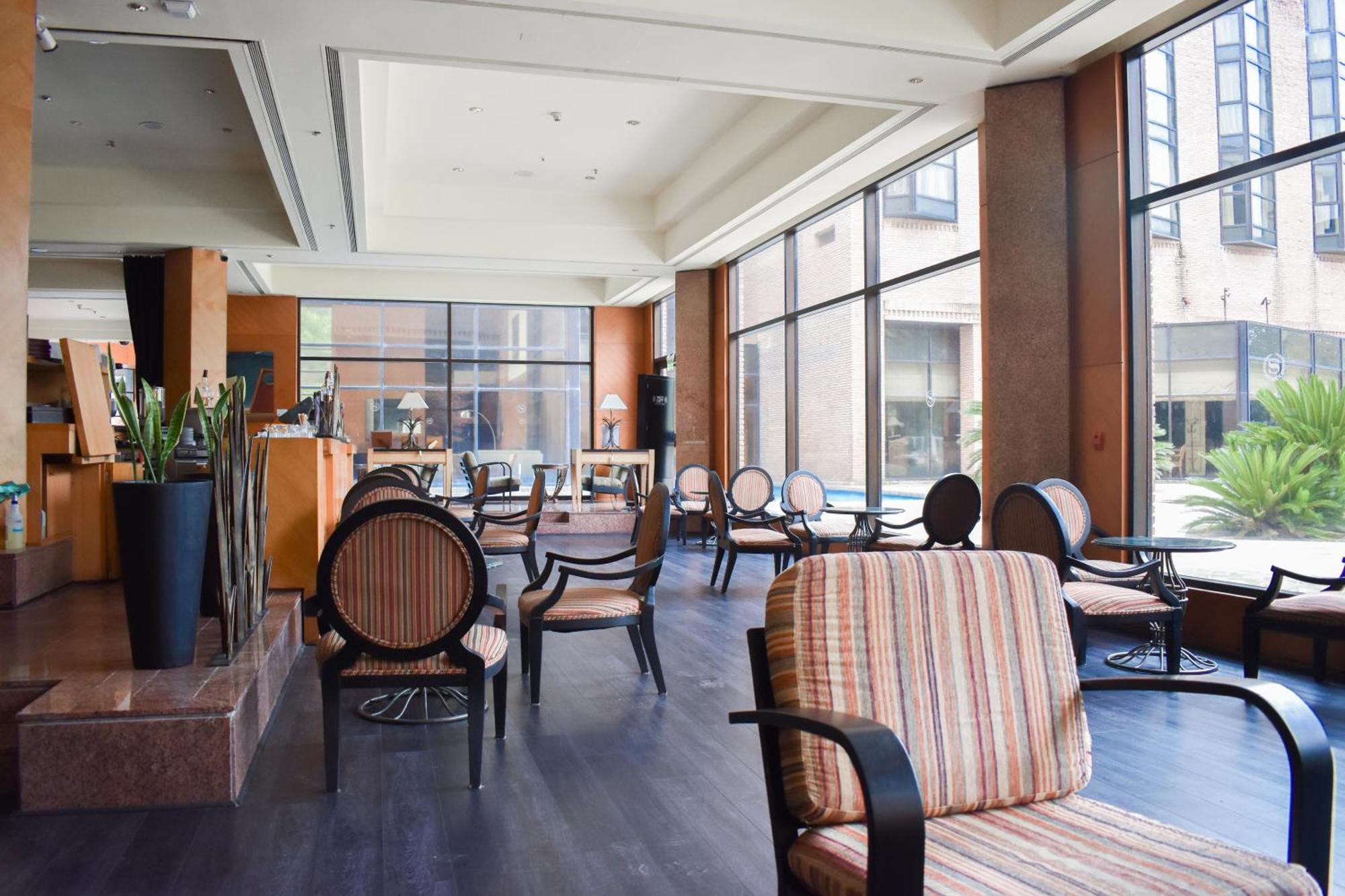 Sheraton Pilar Hotel & Convention Center Kültér fotó