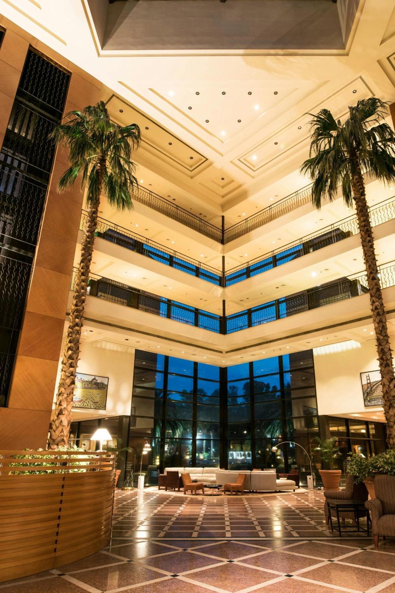 Sheraton Pilar Hotel & Convention Center Kültér fotó
