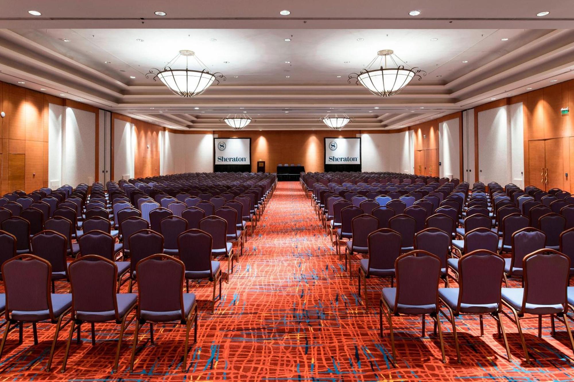 Sheraton Pilar Hotel & Convention Center Kültér fotó