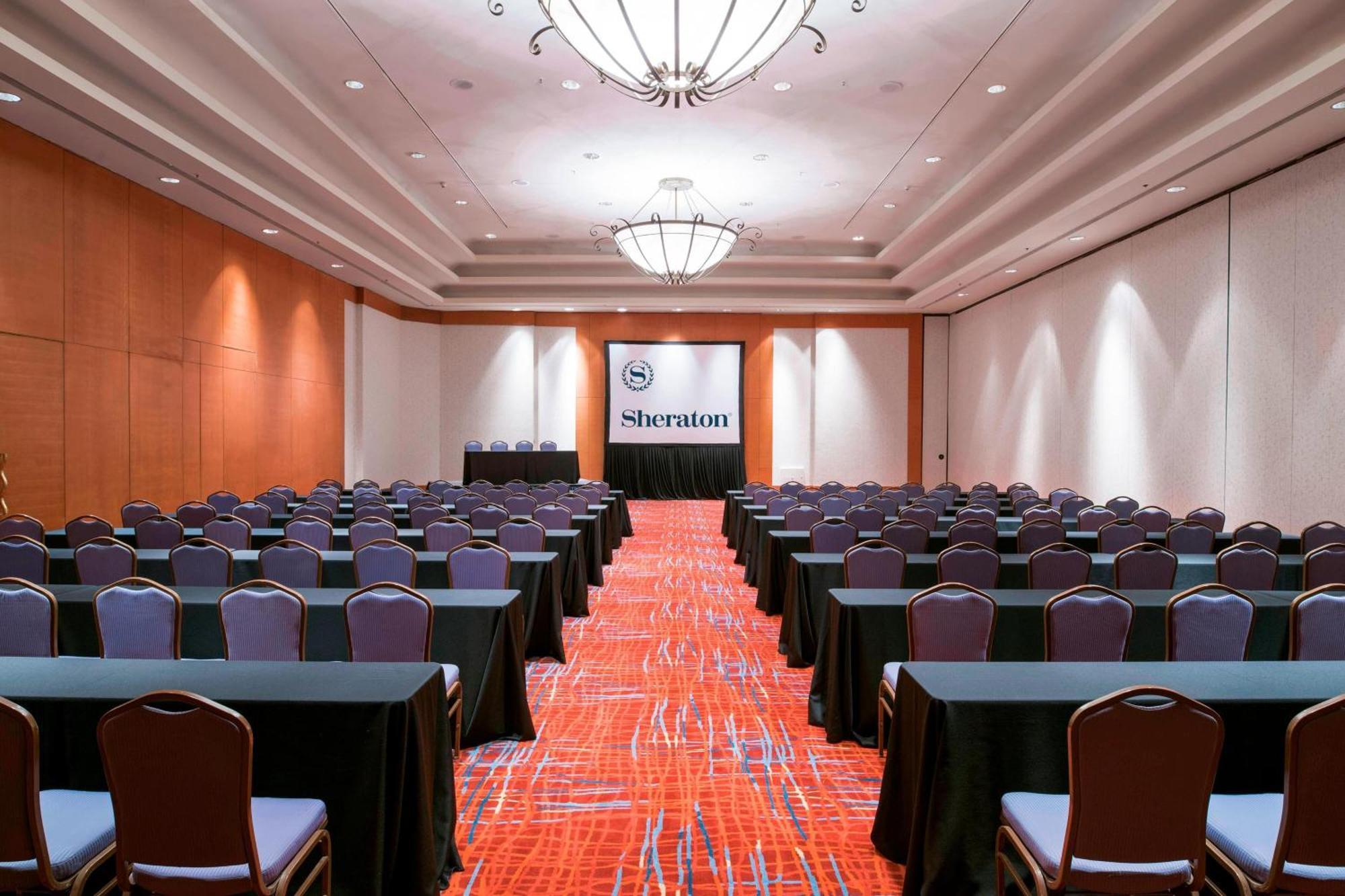 Sheraton Pilar Hotel & Convention Center Kültér fotó