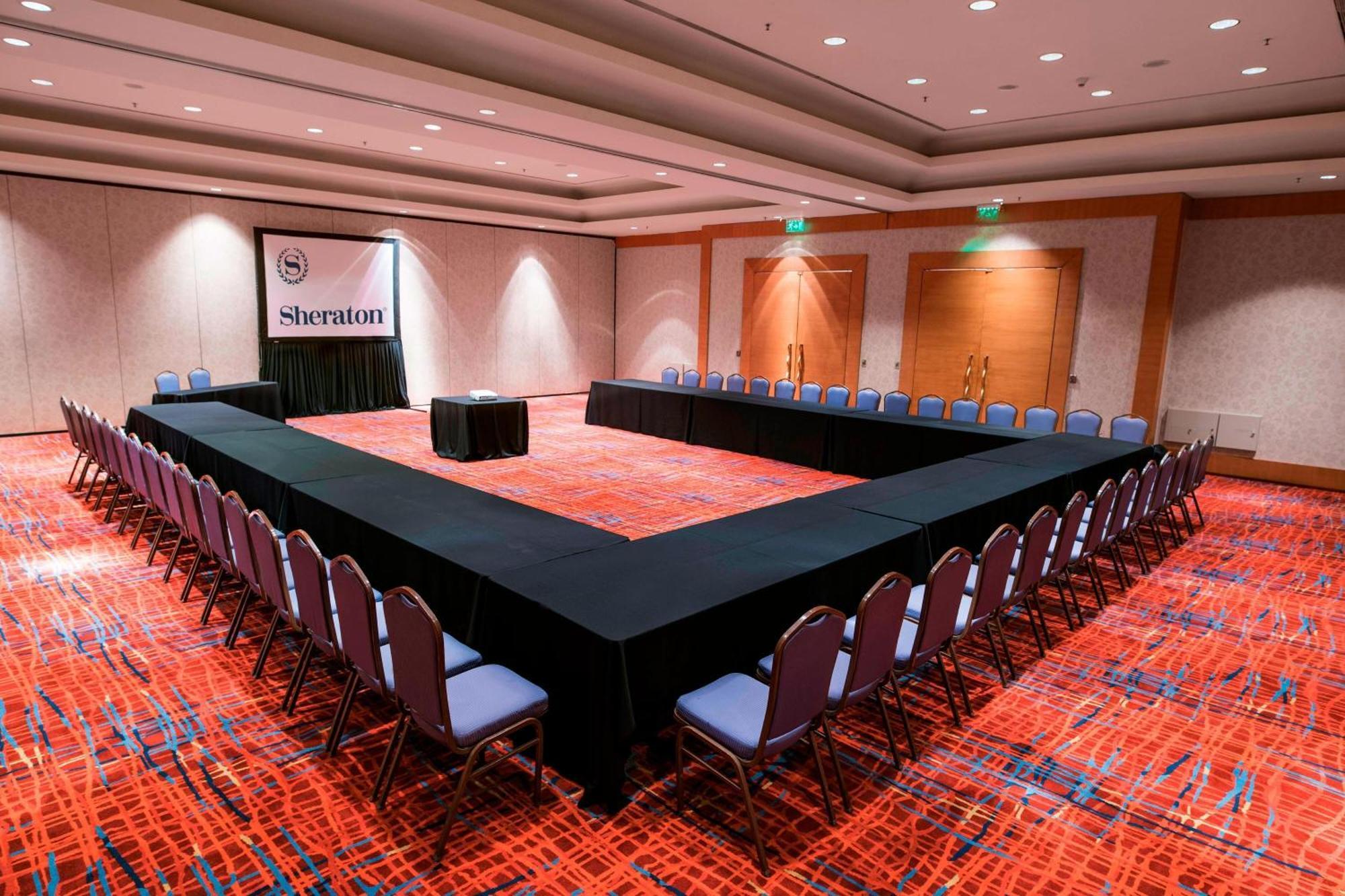 Sheraton Pilar Hotel & Convention Center Kültér fotó
