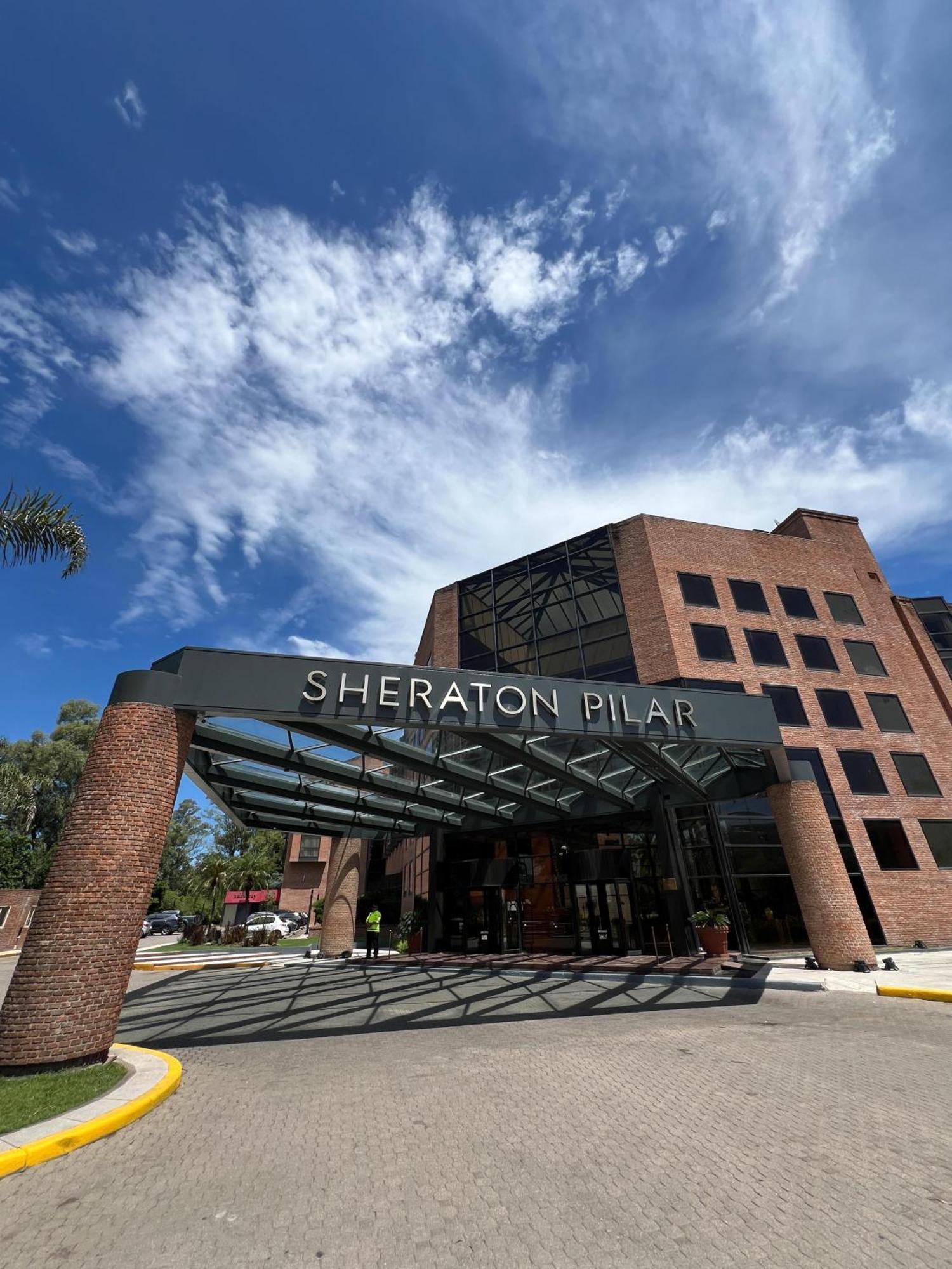 Sheraton Pilar Hotel & Convention Center Kültér fotó